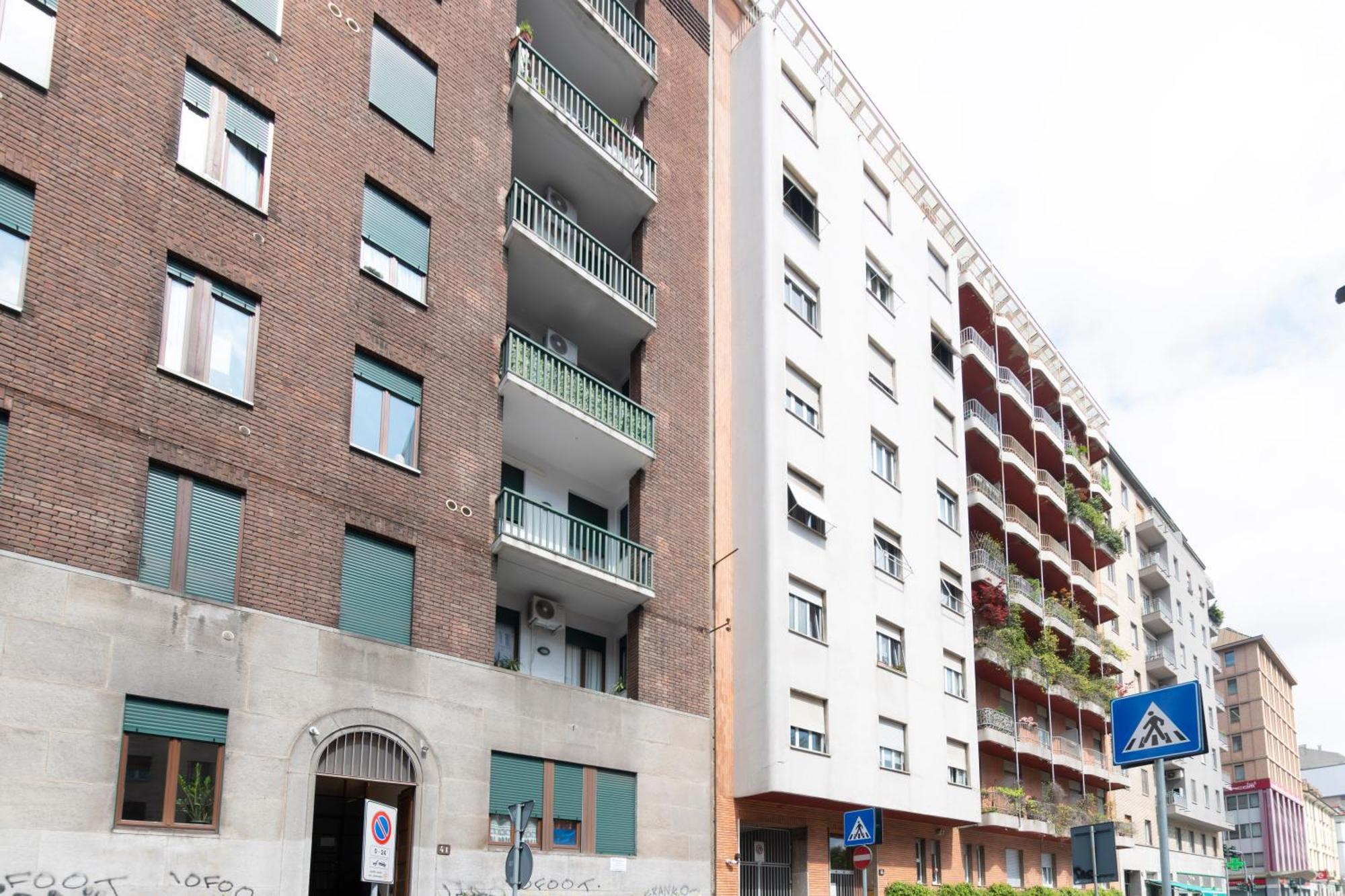 Modern & Stylish Near Isola & Central Station Milánó Kültér fotó